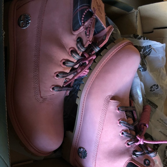 Timberlands - Picture 3 of 4